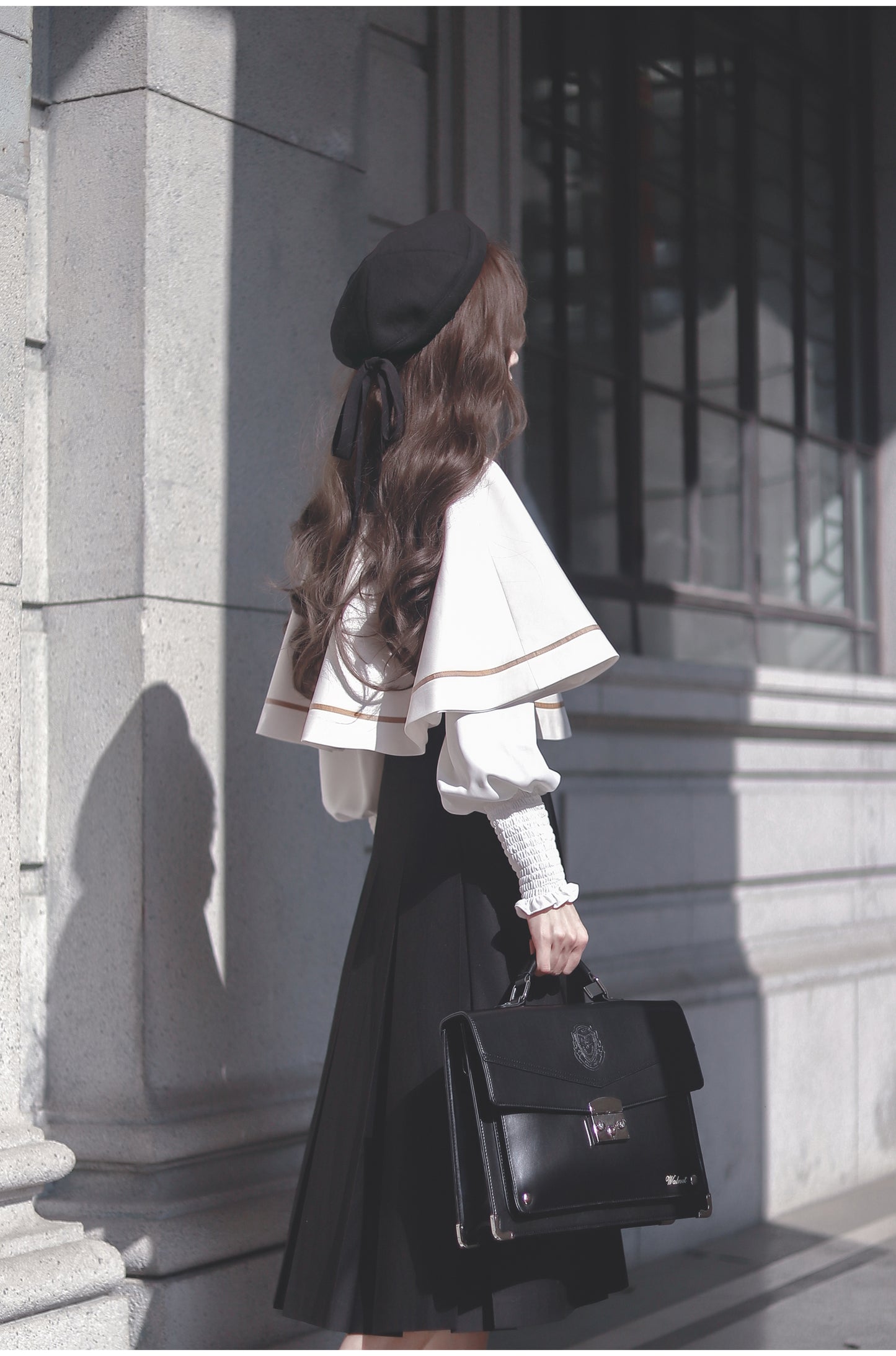 Christine マント【胡桃木JK】