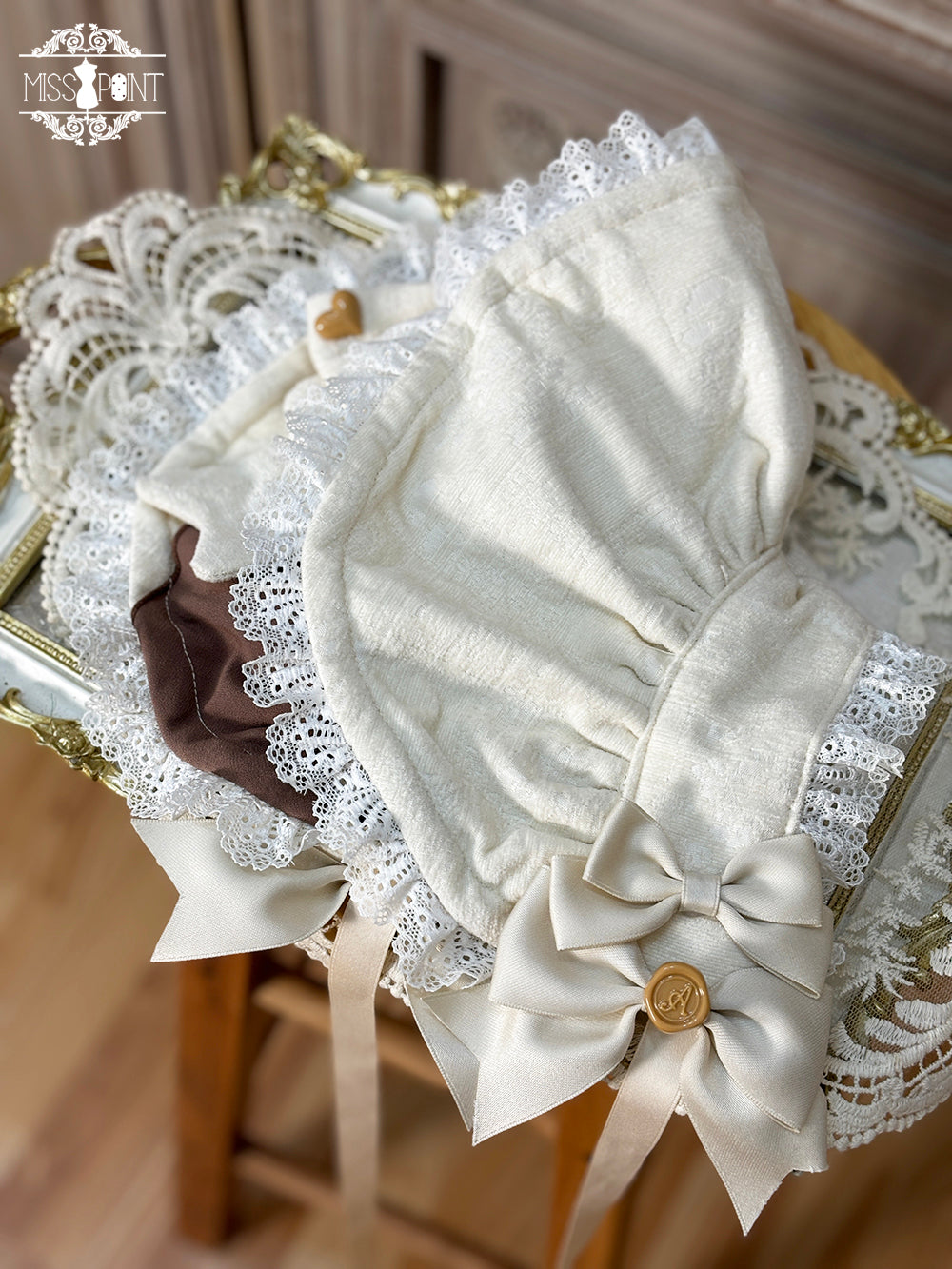 Classic Chocolate ケープ・アクセサリー【Miss Point】