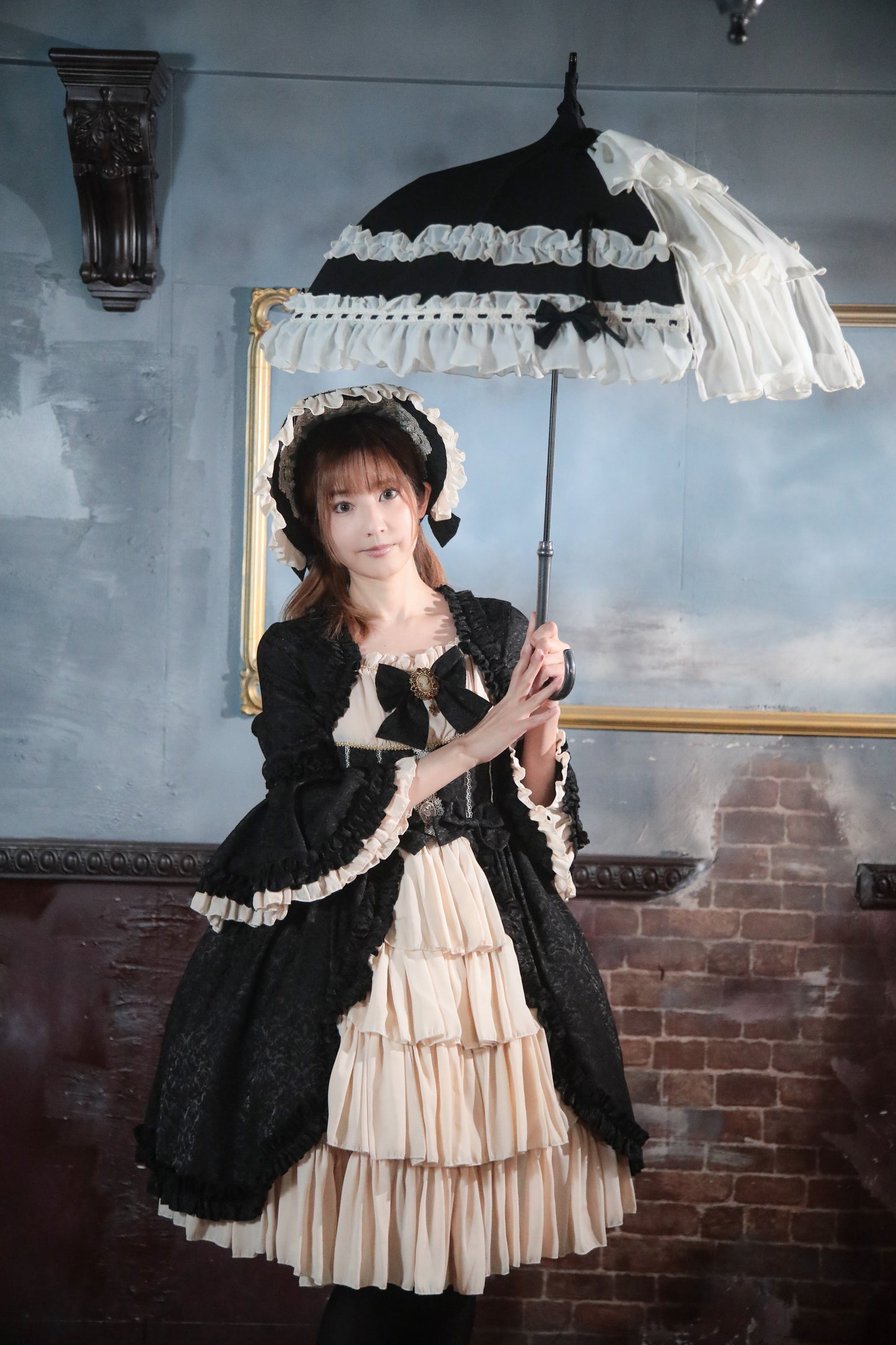 victorian-luxe (ヴィクトリアン リュクス) - パゴダ 晴雨兼用 日傘 【Apleberute×Epetice】