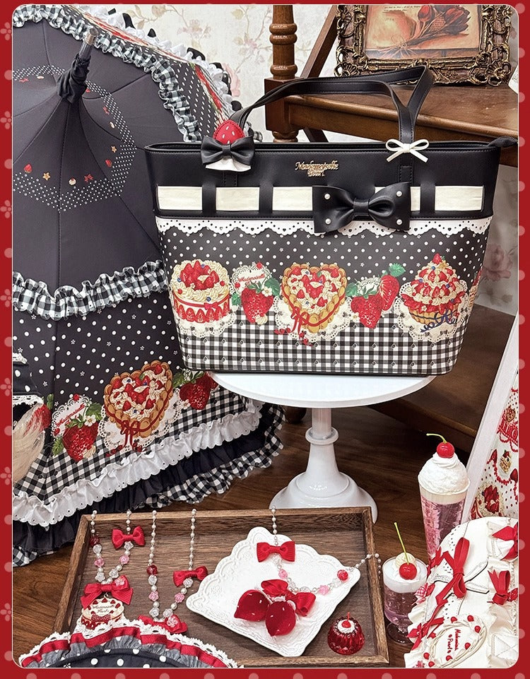 【受注予約~11/18】Strawberry Cake Illustration トートバッグ【花与珍珠匣】