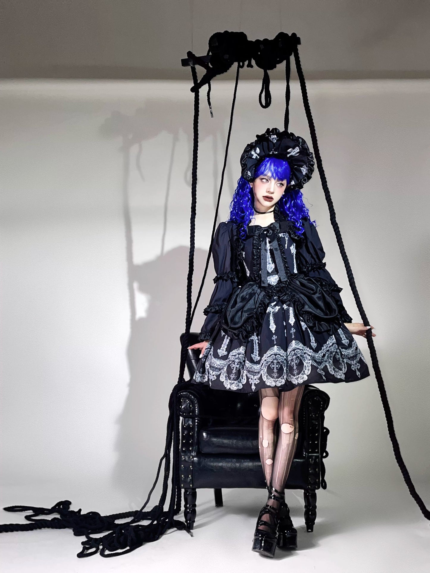 【受注予約~2/19】Lacy Cross ジャケット【CATCOCOON】