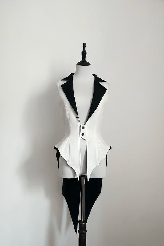 【受注予約~12/25】Scarlet Gift ベスト【Danger Girl】