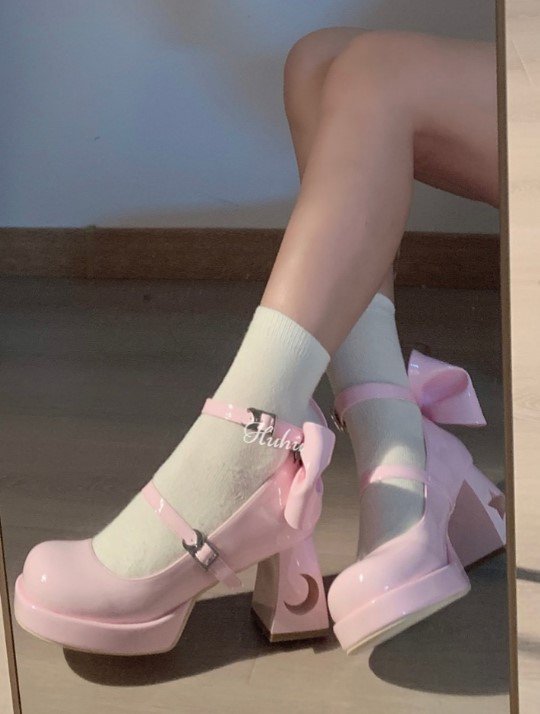 【取り寄せ】StarMoon 2ストラップヒールパンプス(ラウンドトゥ)【Black Cat House】