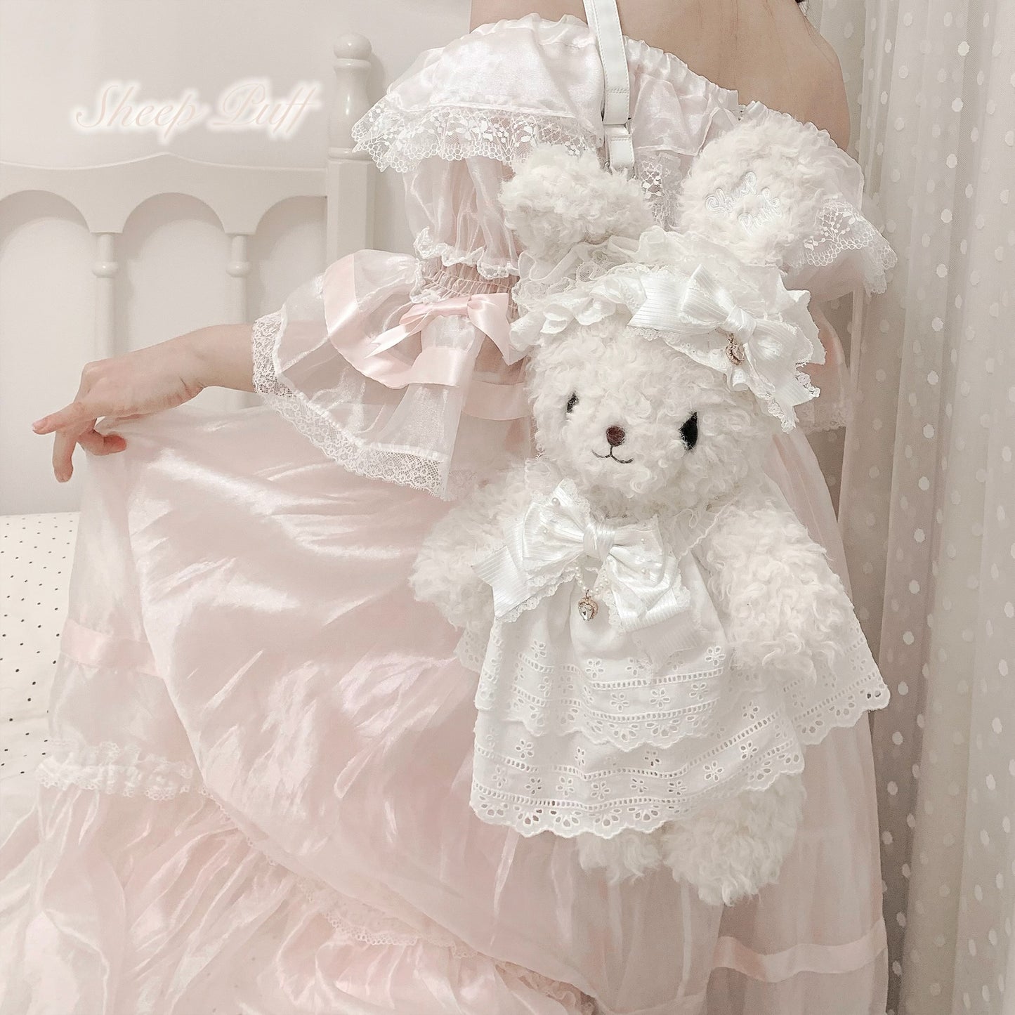 【受注予約~11/13】Rabbit Puff ぬいぐるみバッグ【Sheep Puff】