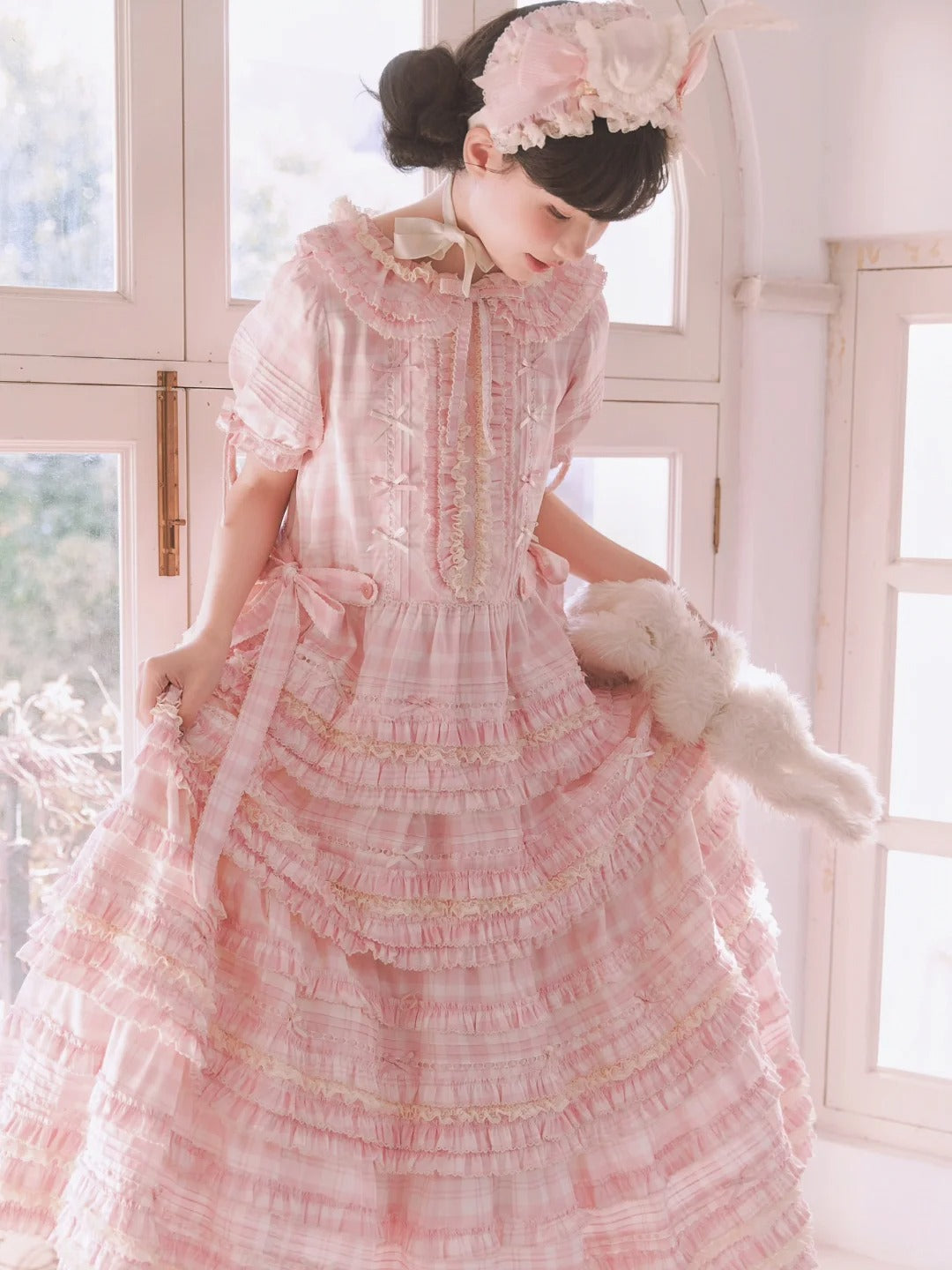 [Vorbestellungen bis 12. März möglich] Cremefarbenes Bunny-Kleid [Rich]