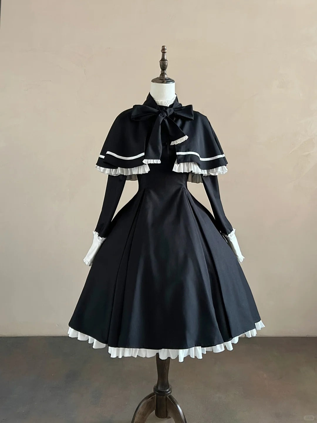 【受注予約~11/26】Twilight Manor ケープ・エプロン【少女臆想】