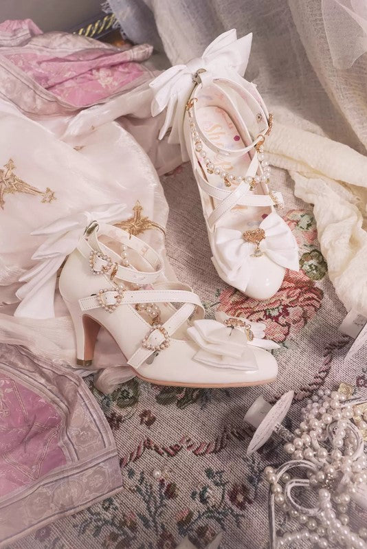 魔女の鍵 クロスストラップシューズ【Sheep Puff】