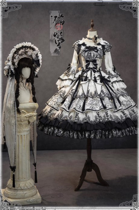 【受注予約~8/28】Butterfly Love ワンピース(ブラック)【Bramble Rose】