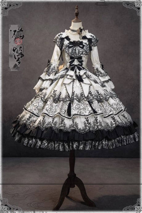 【受注予約~8/28】Butterfly Love ワンピース(ブラック)【Bramble Rose】