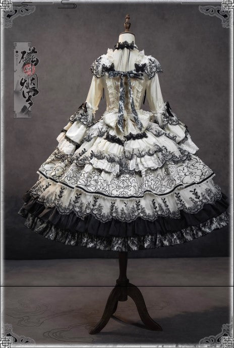 【受注予約~8/28】Butterfly Love ワンピース(ブラック)【Bramble Rose】