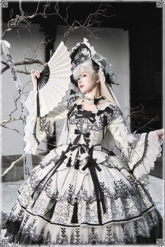 【受注予約~8/28】Butterfly Love ワンピース(ブラック)【Bramble Rose】