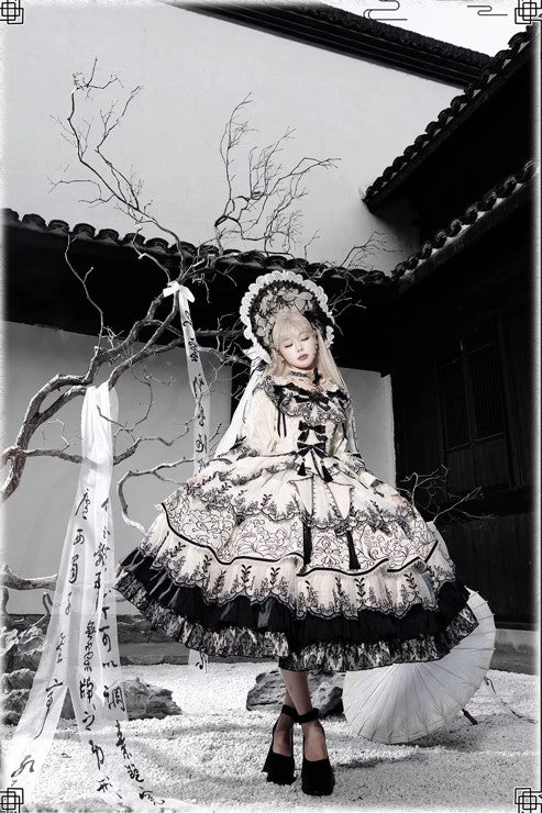 【受注予約~8/28】Butterfly Love ワンピース(ブラック)【Bramble Rose】