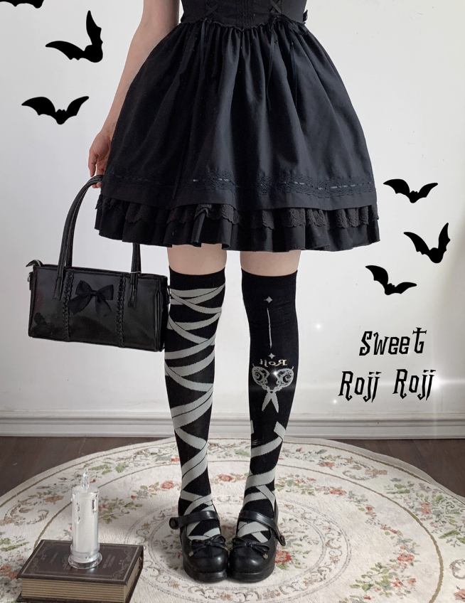 包帯とハサミのニーハイソックス【Roji Roji】