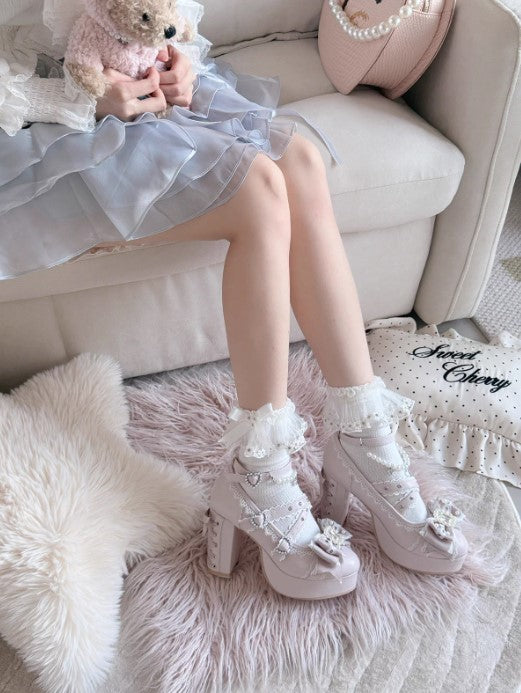 【受注予約~12/17】Jewel Bud クロスストラップシューズ【Sheep Puff】