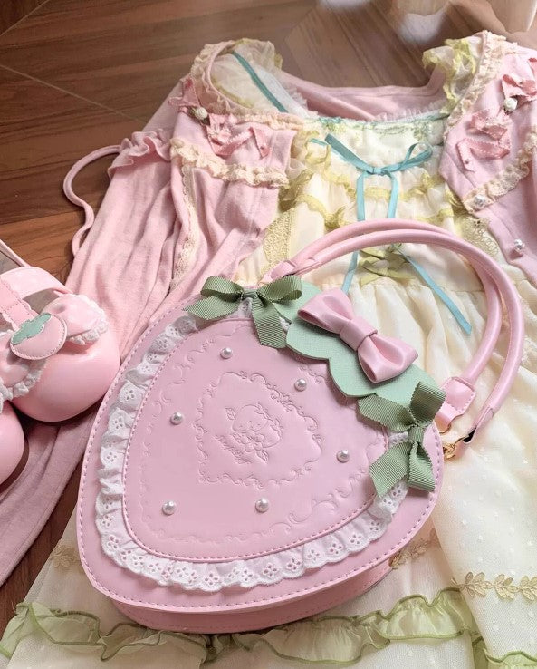 【受注予約~4/9】Sweet  Strawberry Garden バッグ【Sheep Puff】