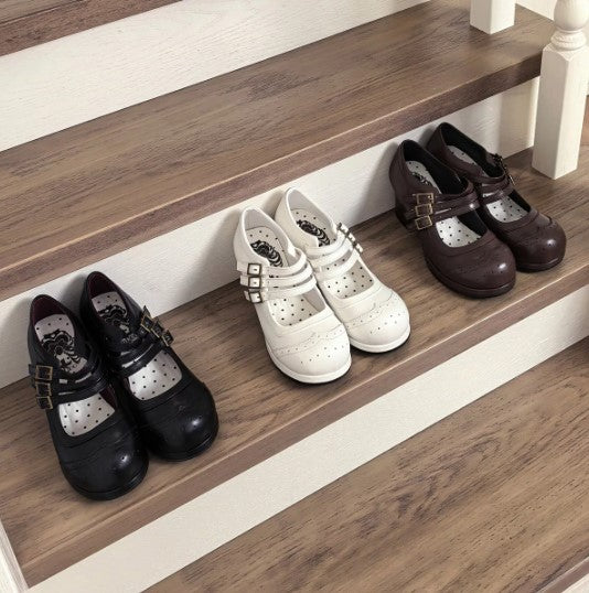 【受注予約~5/11】Triple-Button Brogues パンプス【MODO】