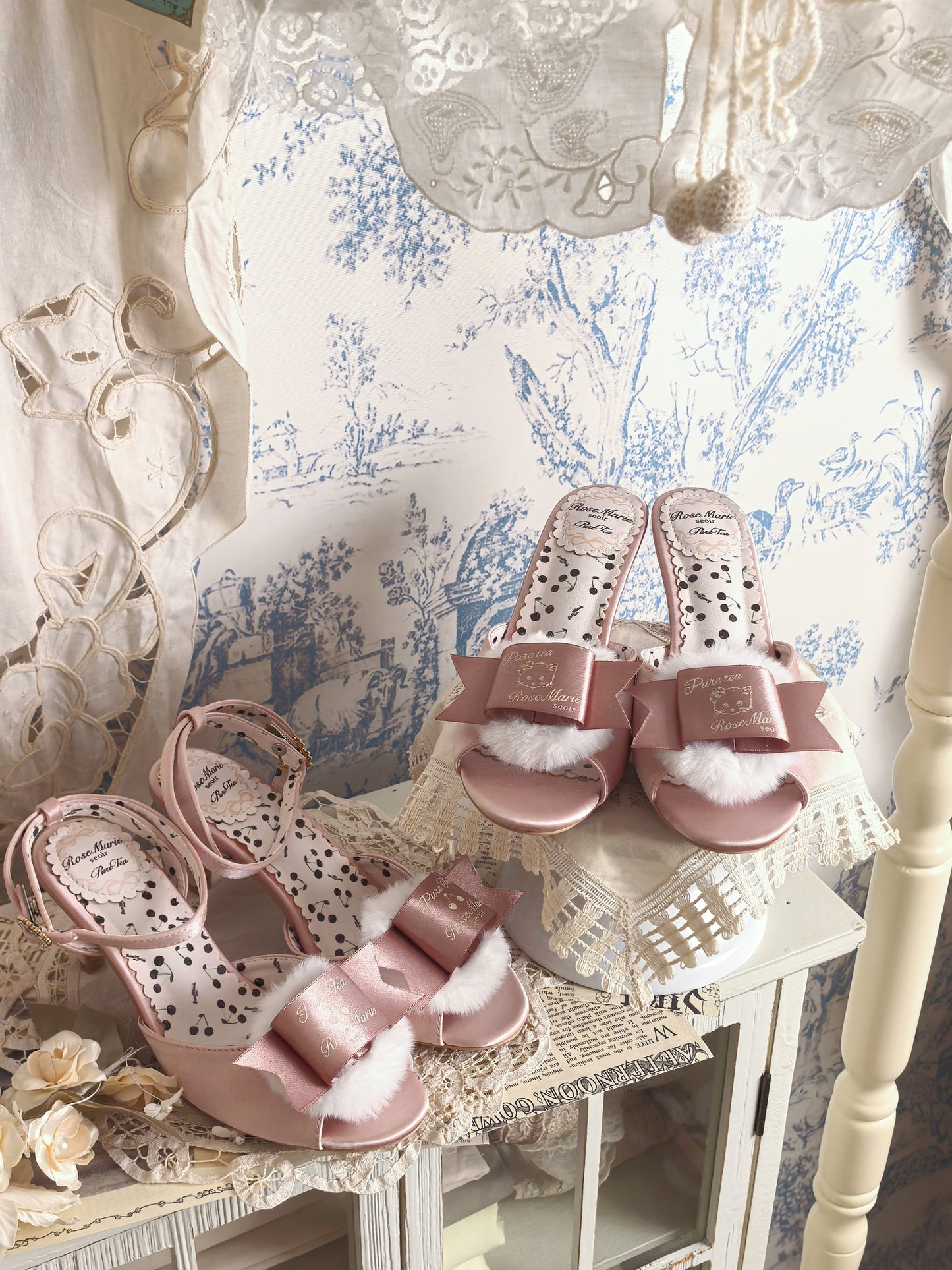 【受注予約~7/5】Fluffy Puff Shoes(バックストラップあり)【Rose Marie seoir×Pure Tea】