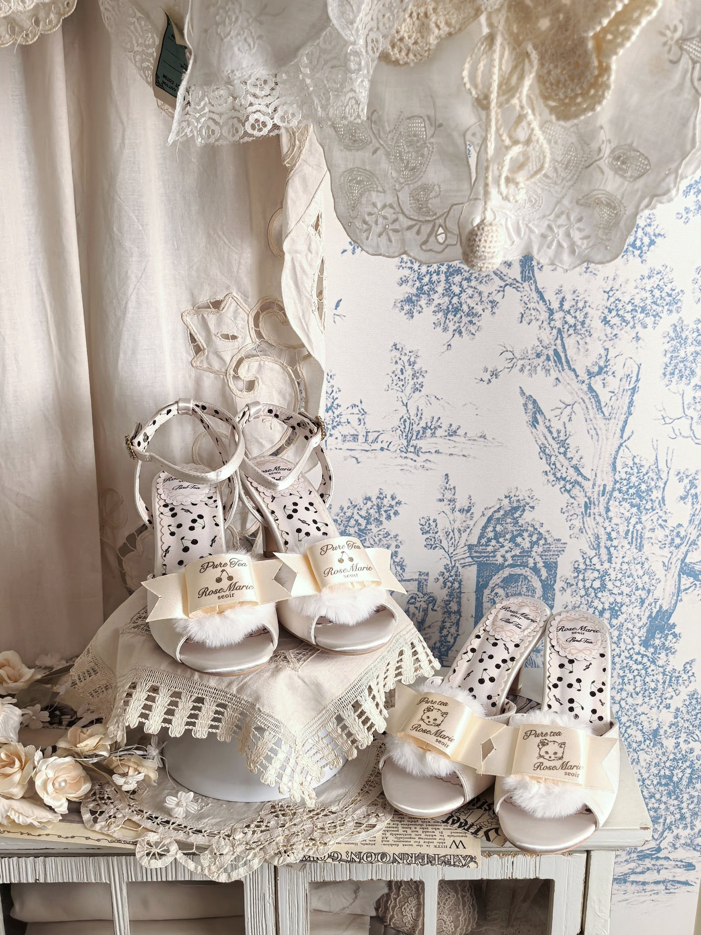 【受注予約~7/5】Fluffy Puff Shoes(バックストラップあり)【Rose Marie seoir×Pure Tea】