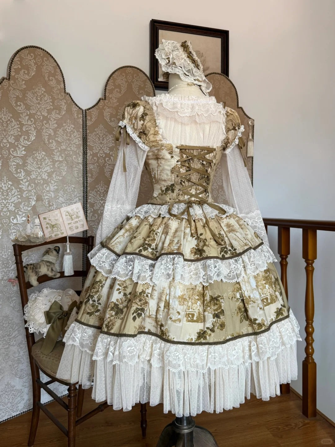 【受注予約~7/31】ロココフラワー ジャンパースカート【NiUNiUQ】