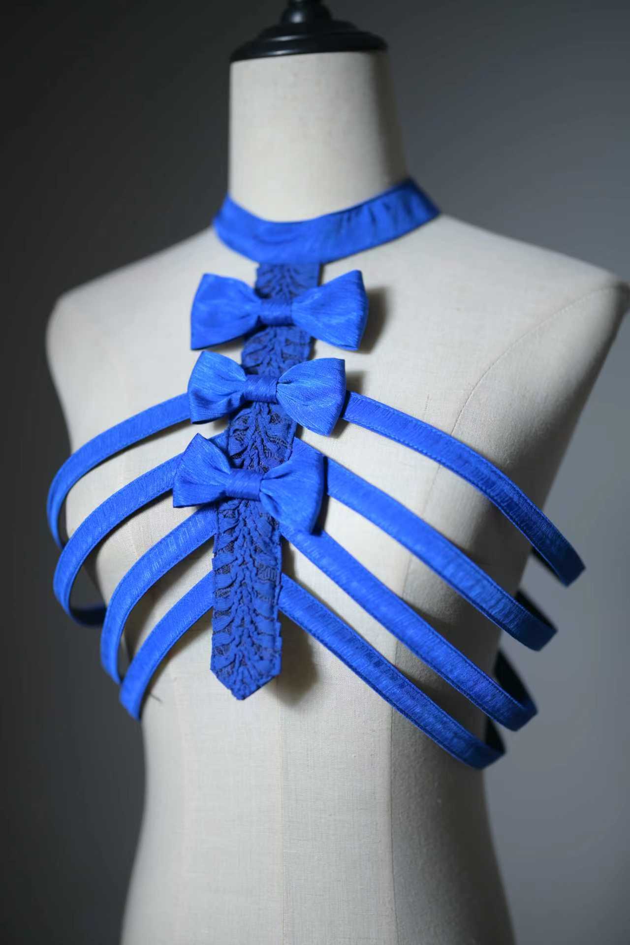 Hecate ボーンハーネス(ブルー)【物語者】 – Epetice