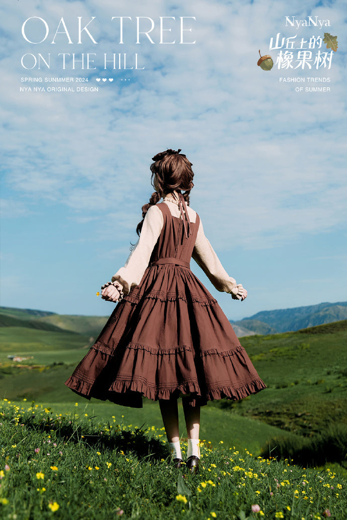 【受注予約~9/2】Strawberry Flowers on the Hill 5.0 ジャンパースカート(ショート丈)【NyaNya】