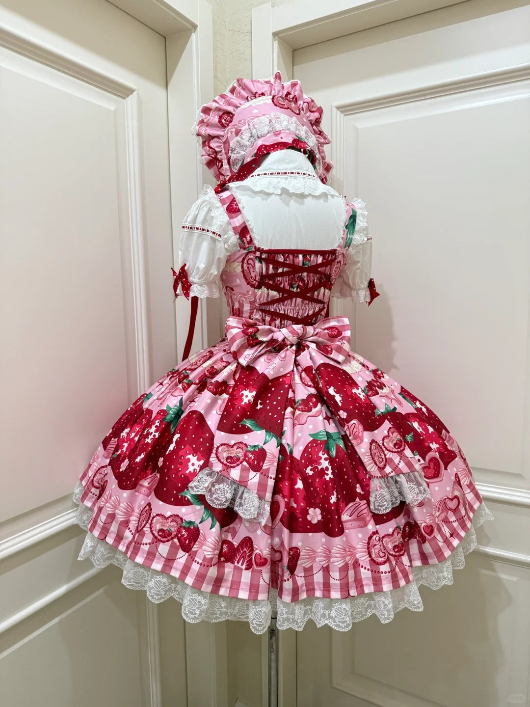 Erdbeercremefarbener Pulloverrock [Dream Lolita]