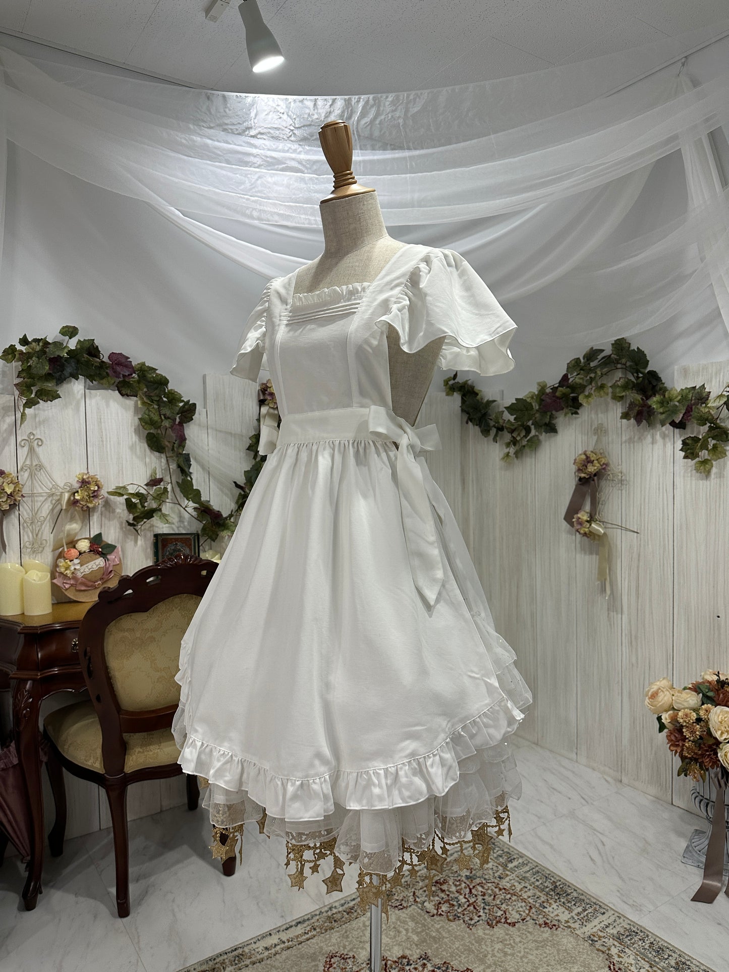 Flolia 肩フリルリバーシブルエプロン【Epetice】