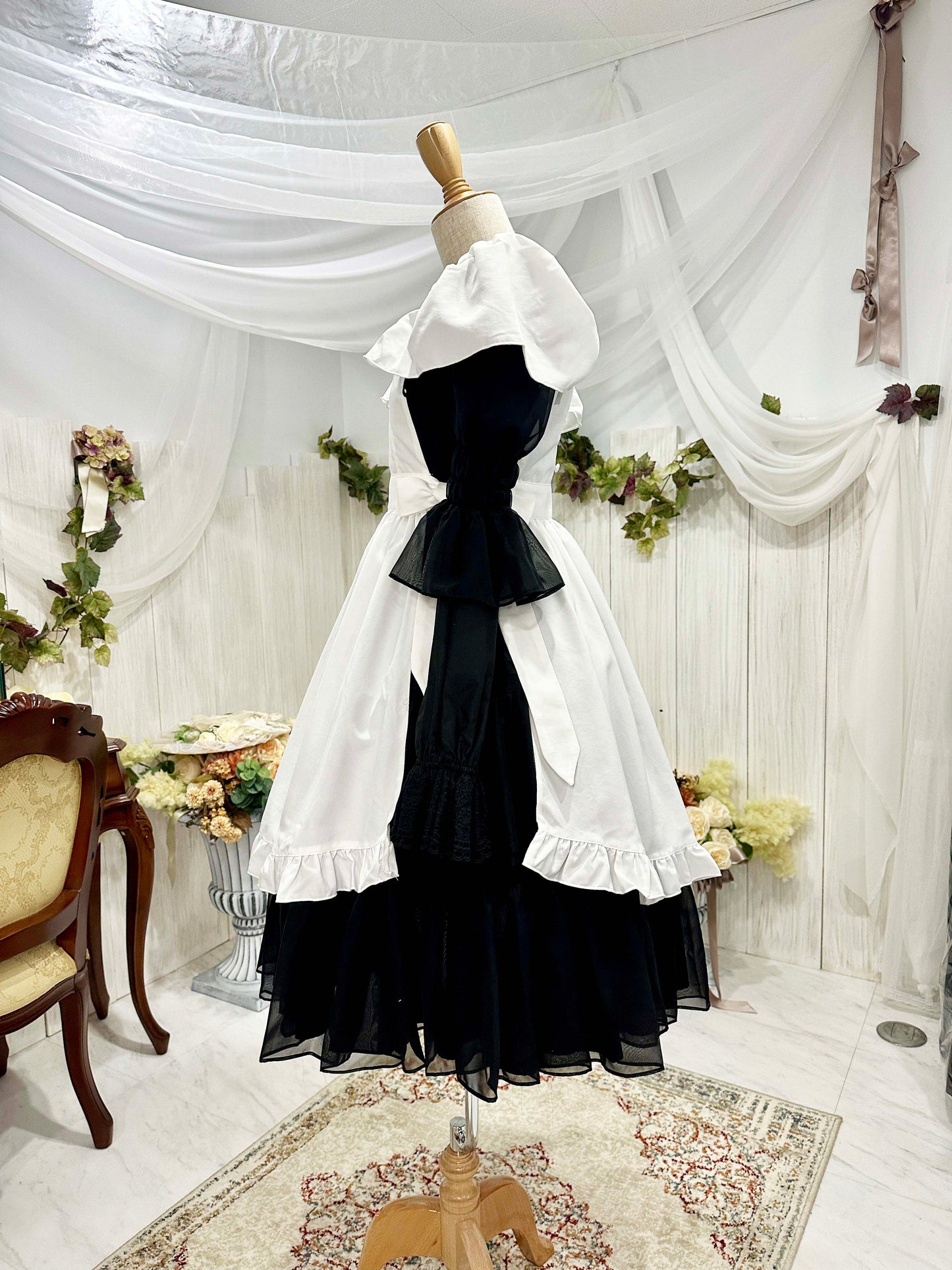 Flolia 肩フリルリバーシブルエプロン【Epetice】