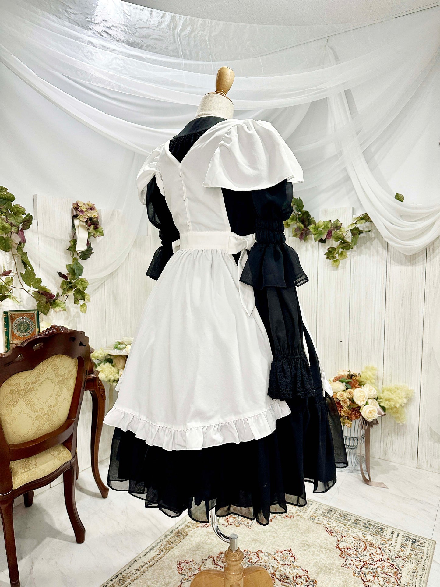 Flolia 肩フリルリバーシブルエプロン【Epetice】