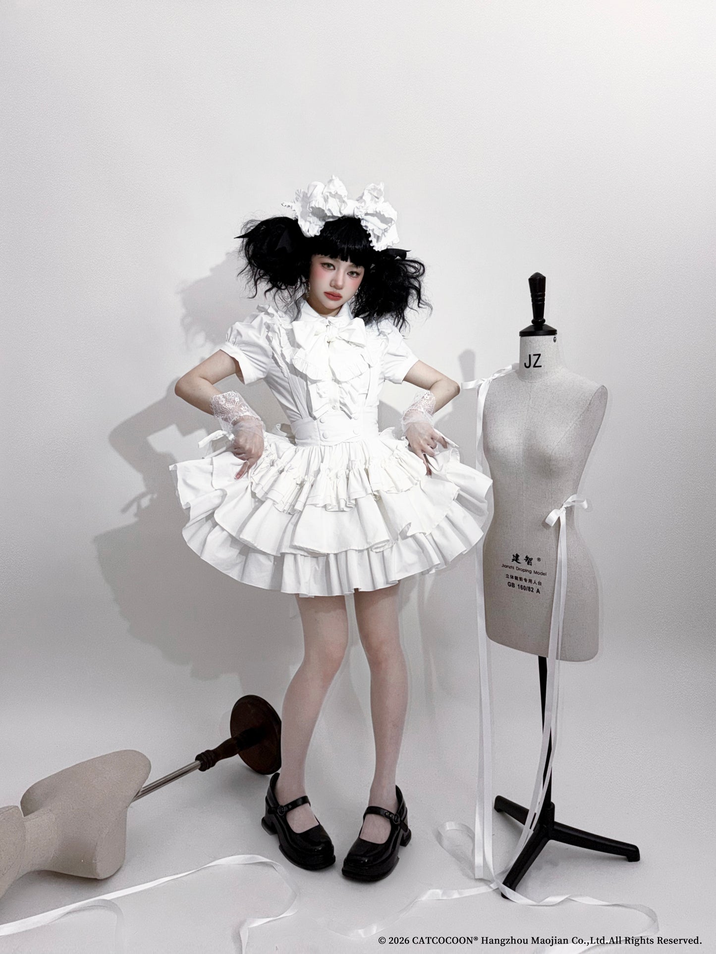 【事前予約：2026年8月下旬〜発送開始予定】A Doll's House ブラウス(半袖・2026ver.)【CATCOCOON】