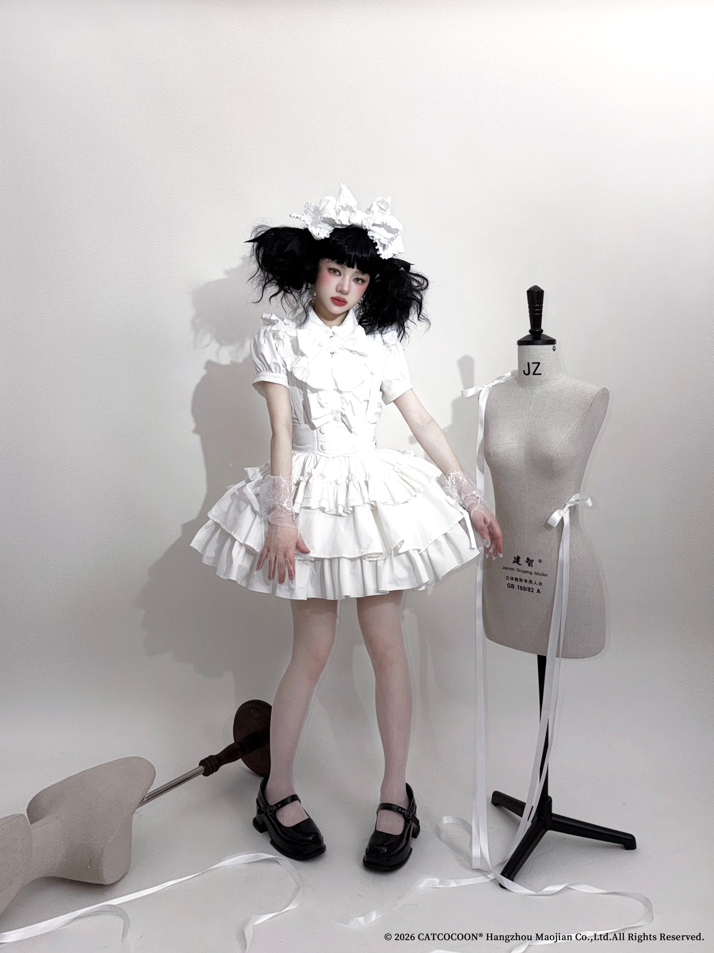 【事前予約：2026年8月下旬〜発送開始予定】A Doll's House ブラウス(半袖・2026ver.)【CATCOCOON】