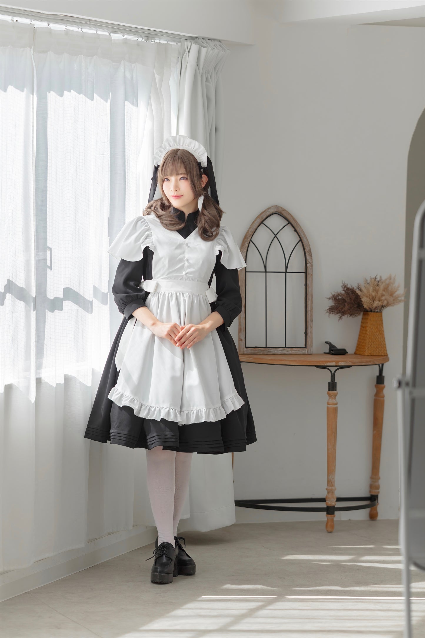 Flolia 肩フリルリバーシブルエプロン【Epetice】