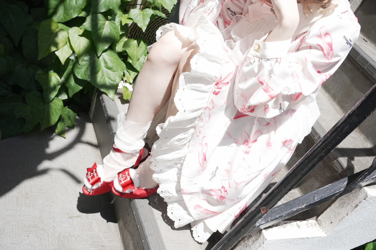 【受注予約~7/5】Fluffy Puff Shoes(バックストラップあり)【RoseMarie seoir×Pure Tea】