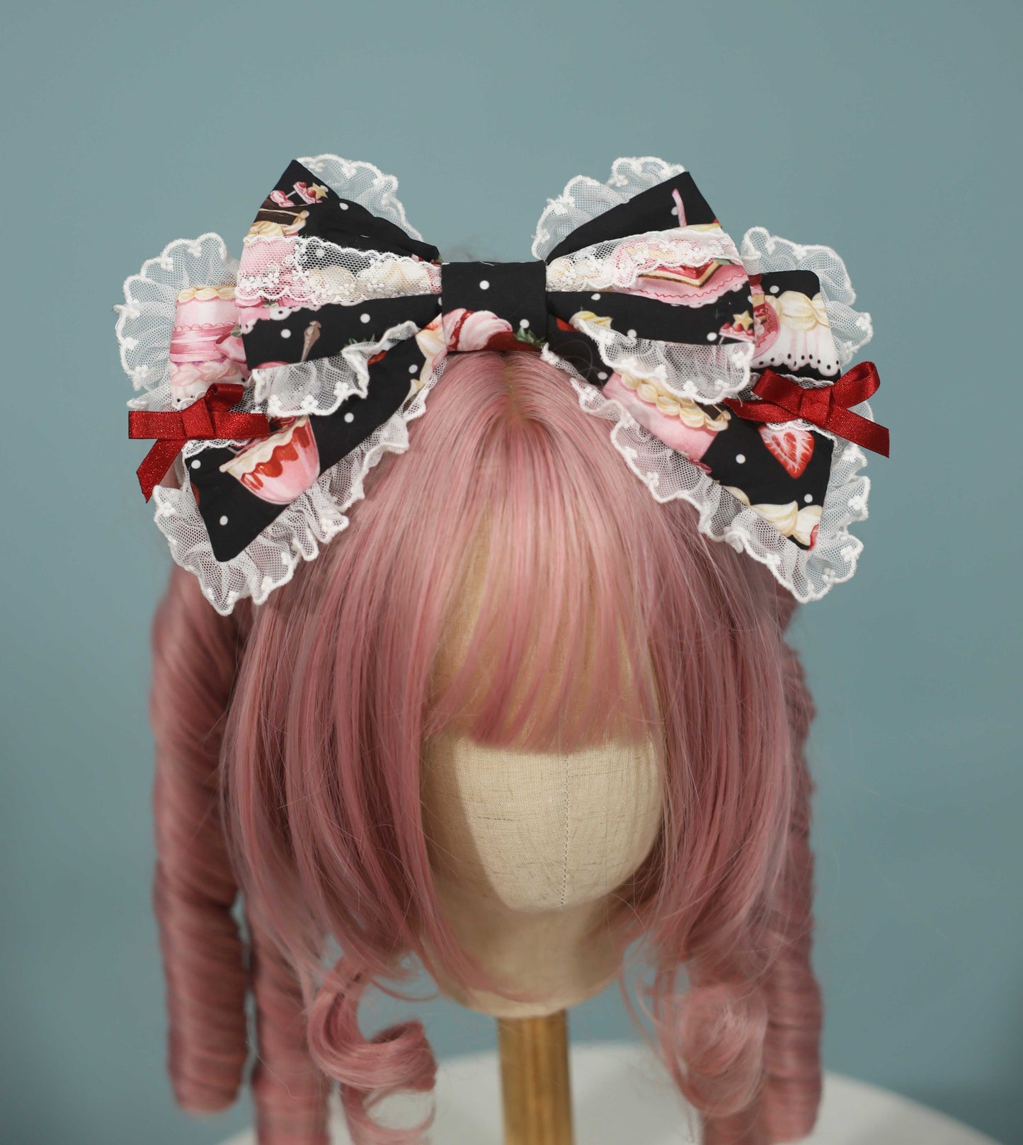 【受注予約~10/15】Strawberry Cake Bouquet 2.0 アクセサリー【AntiqueDoll】