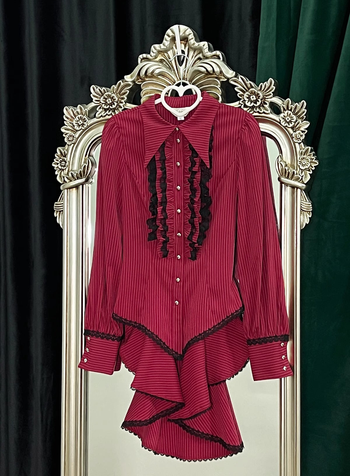 [Pre-orders open until June 26th] Cold meal Blouse (Long Sleeves, Long Length) [Little Dipper]