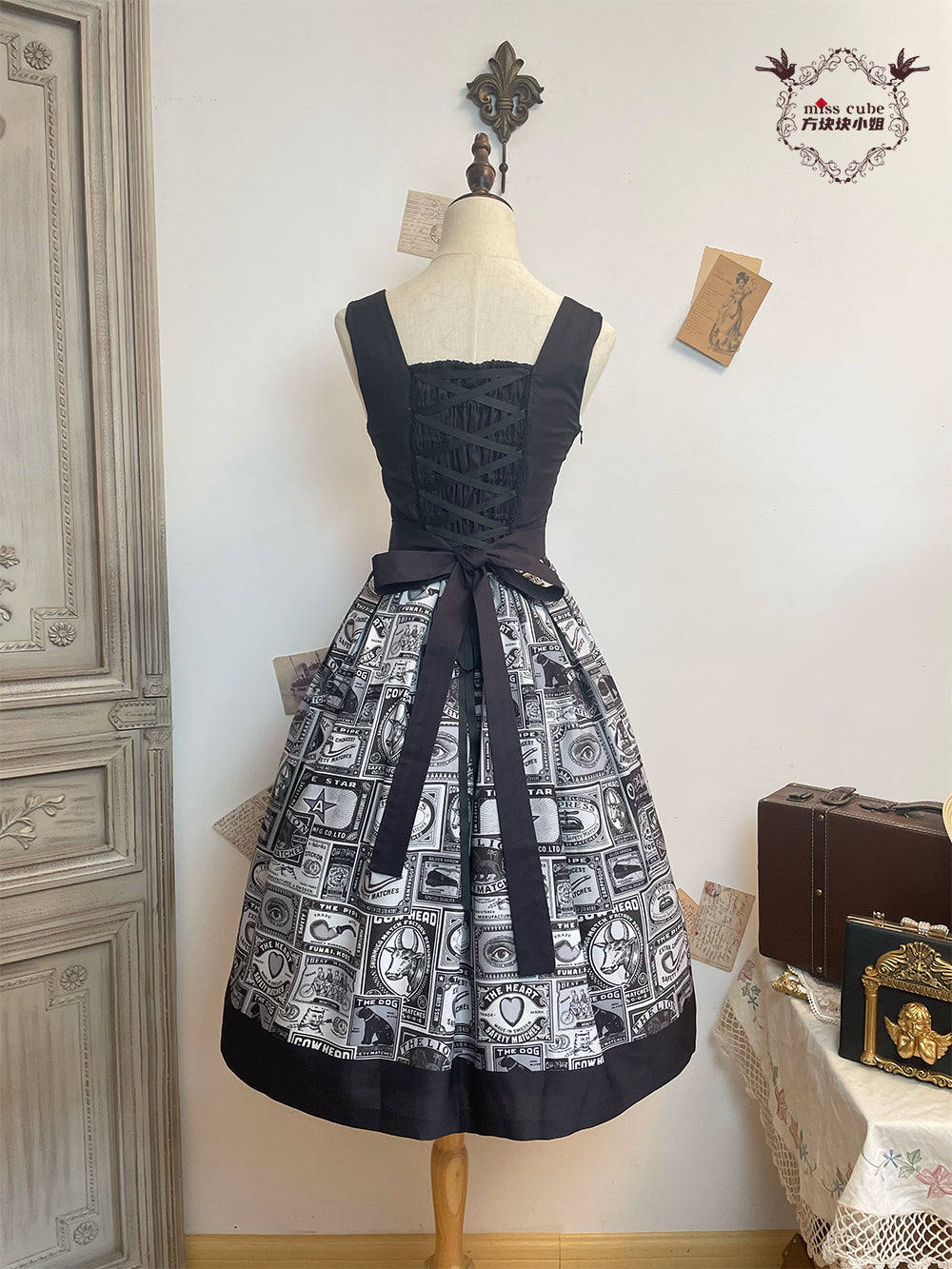 Antique Labels ジャンパースカート【Miss Cube】