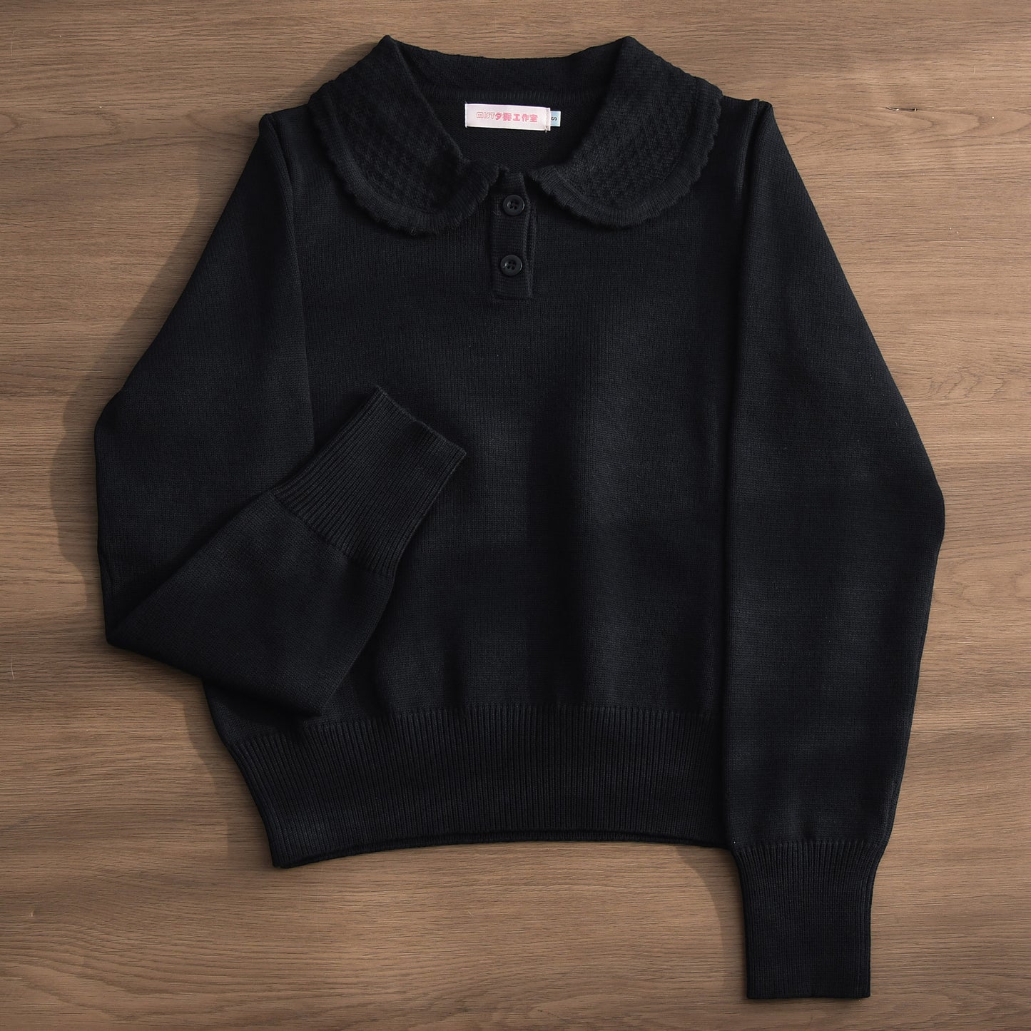 Strickoberteil mit Rundkragen und 2 Knöpfen [MIST]