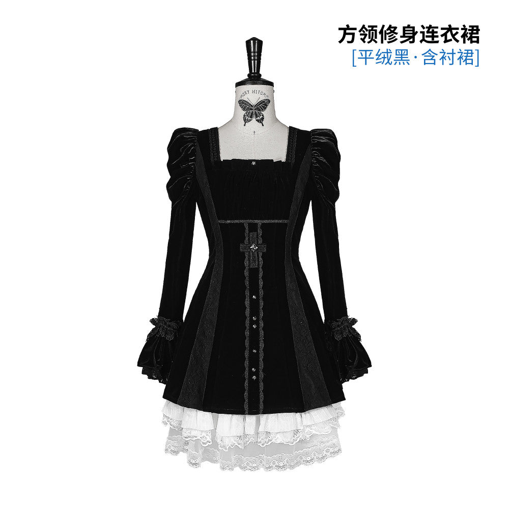 【受注予約~3/23】Embroidered Star ワンピース【魔女販售】