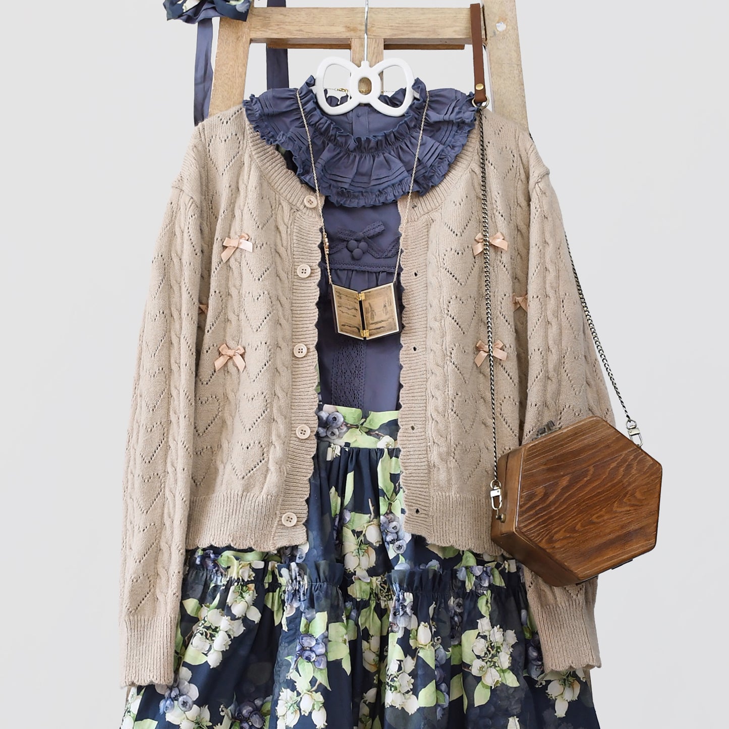 Heart hollow カーディガン【MIST】