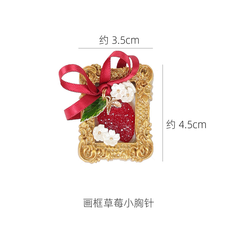 【受注予約~12/16】Strawberry Manor アクセサリー【Balladeer】