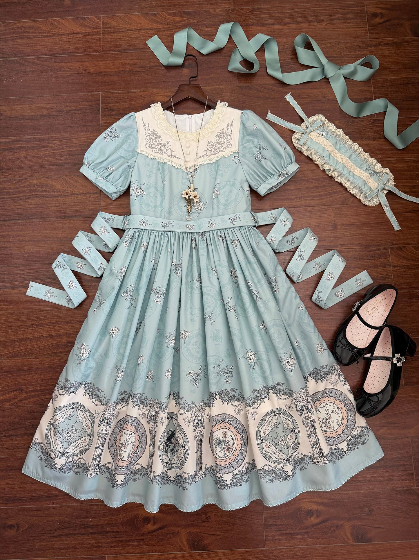 Porcelain Bottle ワンピース【DreamWhale】