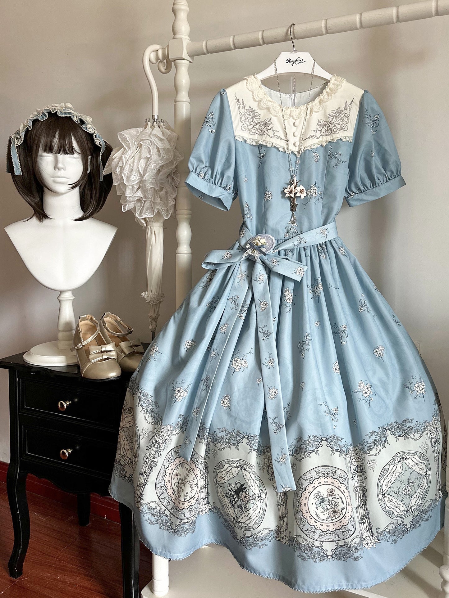Porcelain Bottle ワンピース【DreamWhale】