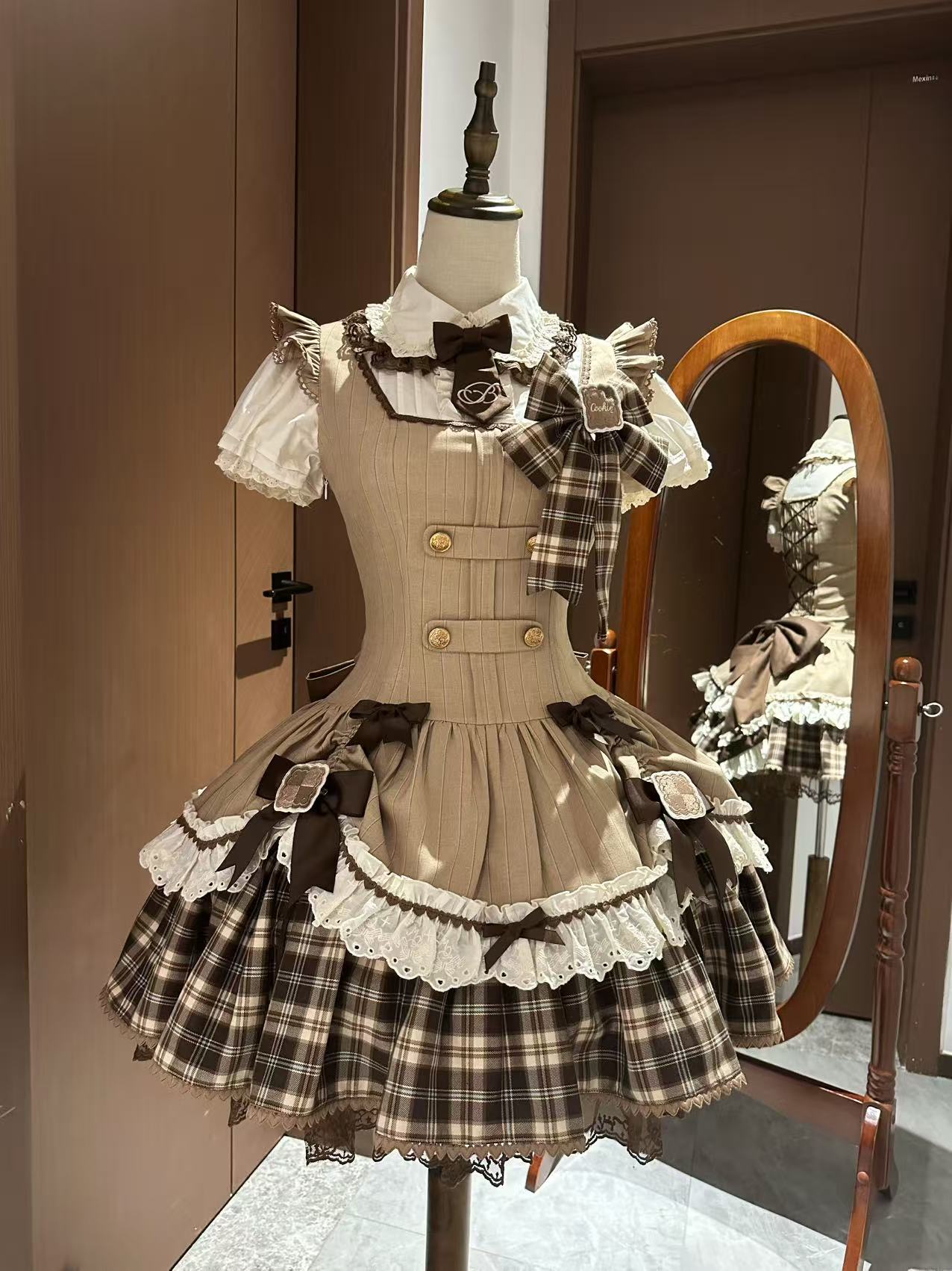 【受注予約~11/27】Cookie Detective ジャンパースカート【MQ】