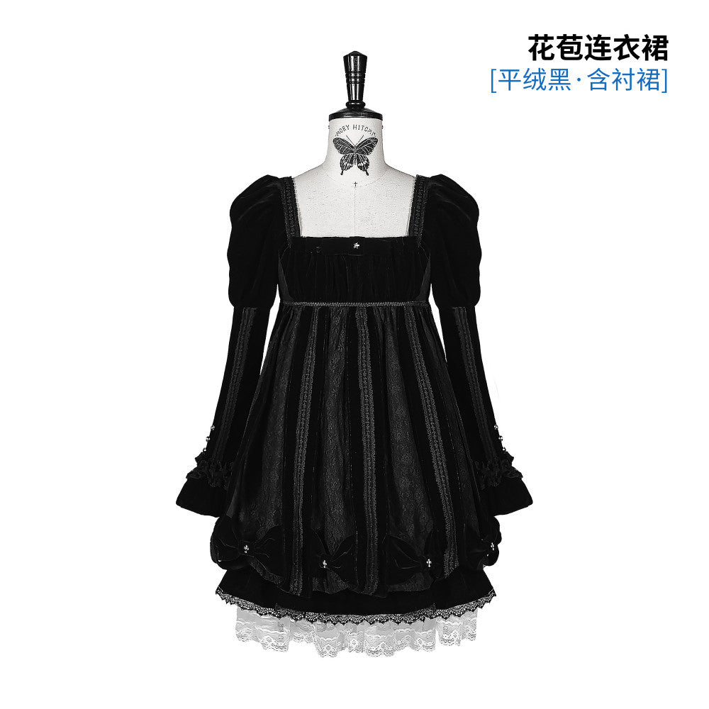 【受注予約~3/23】Embroidered Star ワンピース【魔女販售】