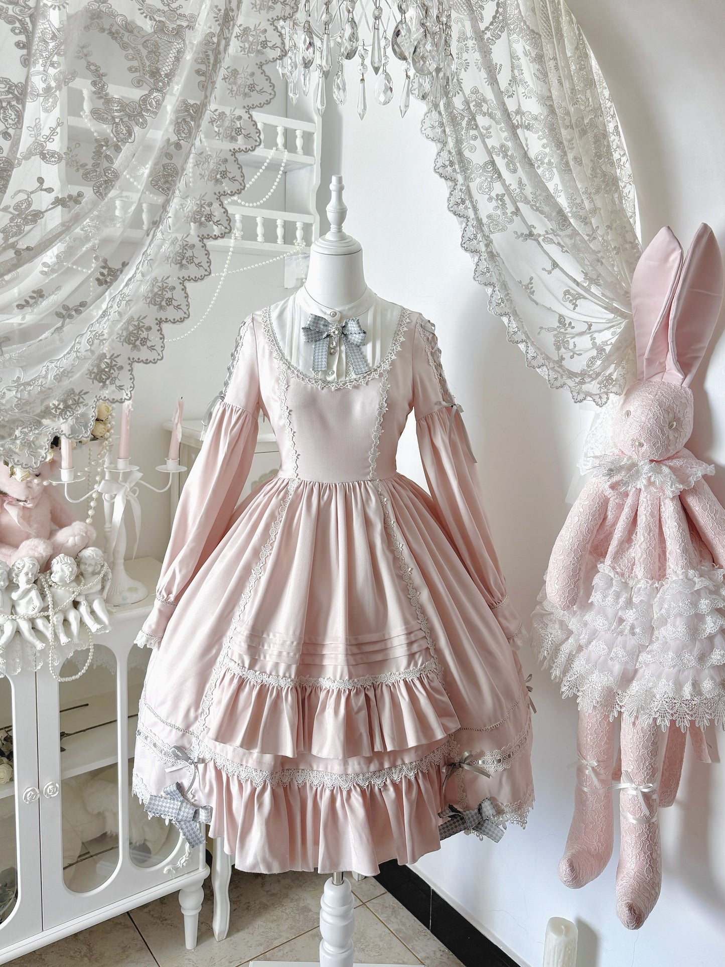 【受注予約~10/16】Dolls Night ワンピース【Flower Banquet】