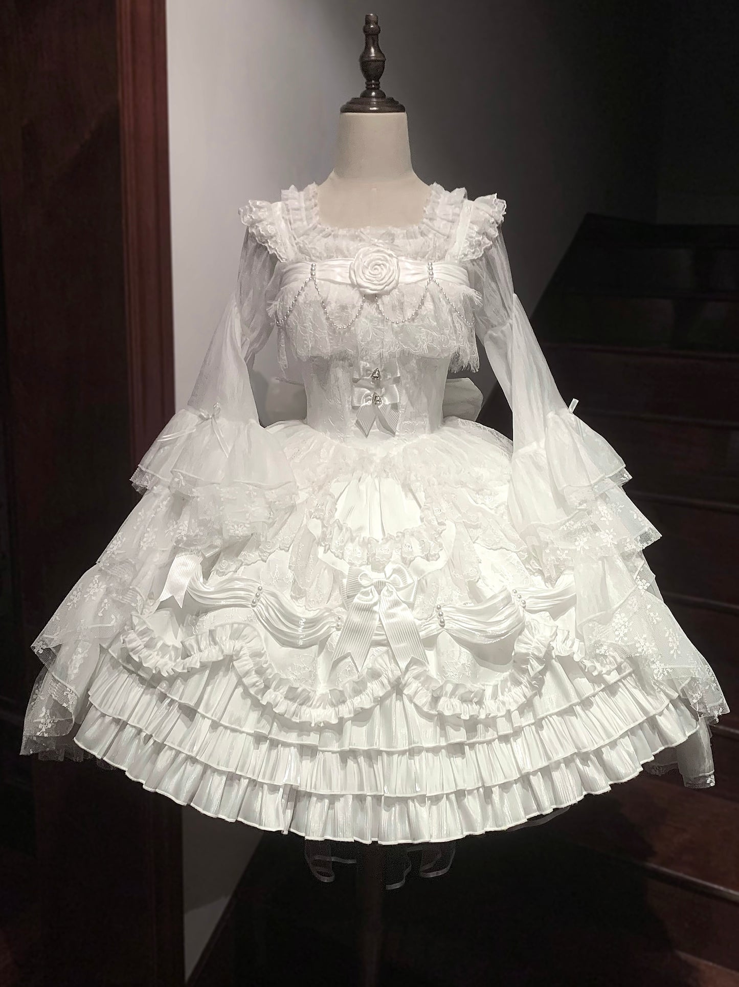 【受注予約~12/25】Gilded Dance Party ジャンパースカート【Starry Messenger】