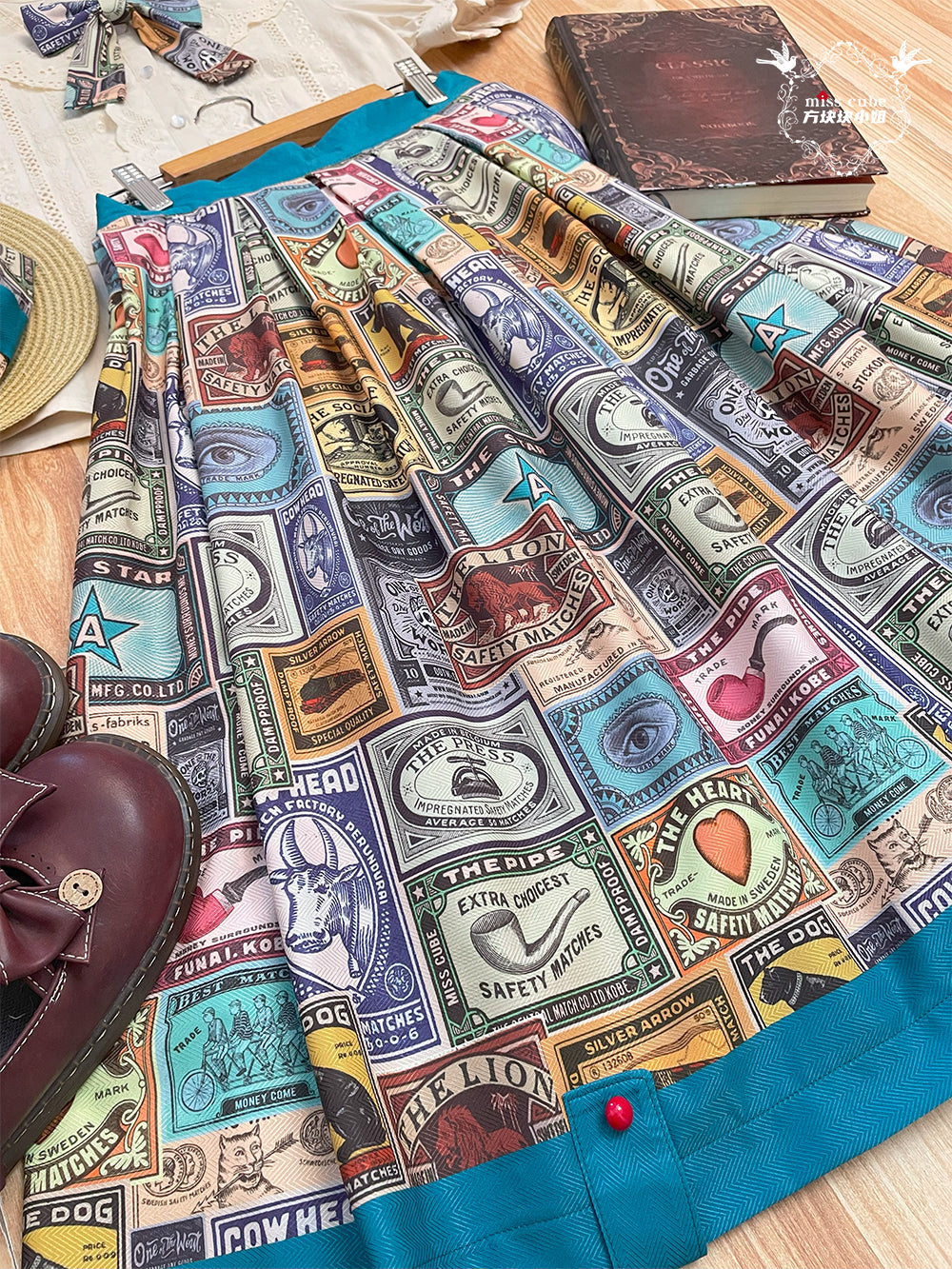 Antique Labels スカート【Miss Cube】