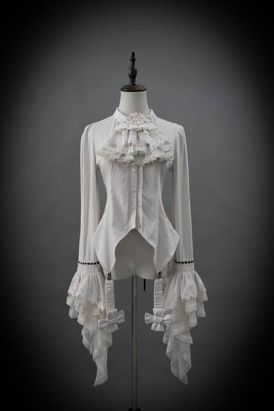 【受注予約~2/18】Symbiosis Doll ブラウス【黒眼窩診療室】