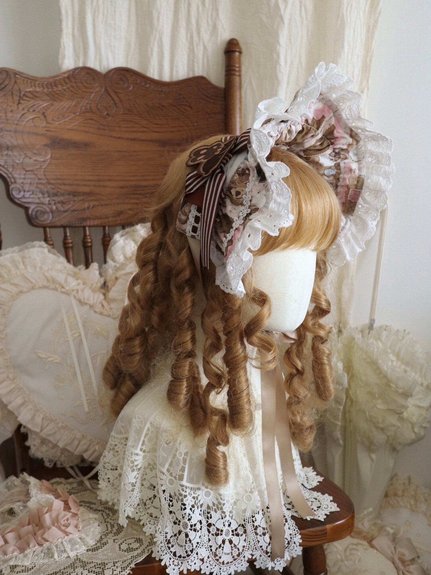 【受注予約~5/18】Bunny Gingerbread House アクセサリー【babyblue】