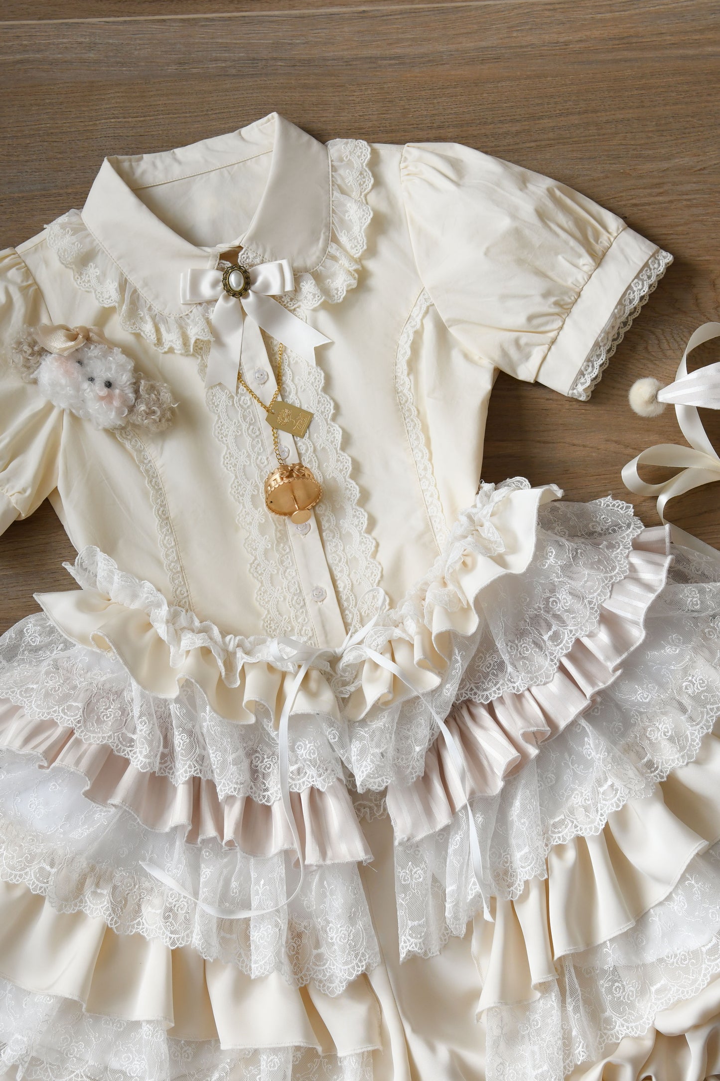 Lily 丸襟半袖ブラウス【MIST】